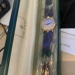 New Men’s Gucci Leather Band Watch $599 Retail