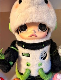 Panda molly brand new in box never opened