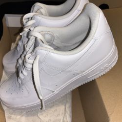 Nike Air Force 1s Low White