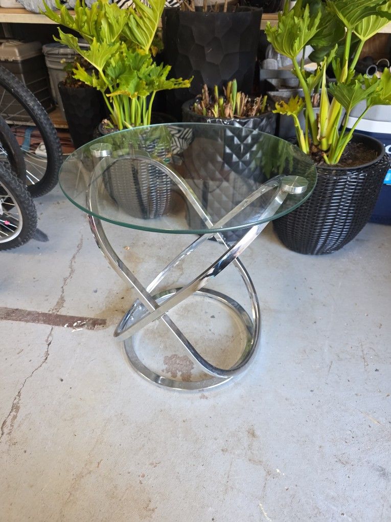 End Table Barley Used 