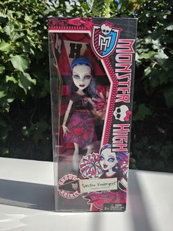 Monster High Spectra Vondergeist Pep Rally Doll