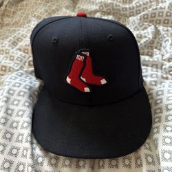 Boston Red Sox Fitted Hat *LIGHTLY USED*