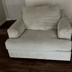 Love Seat 