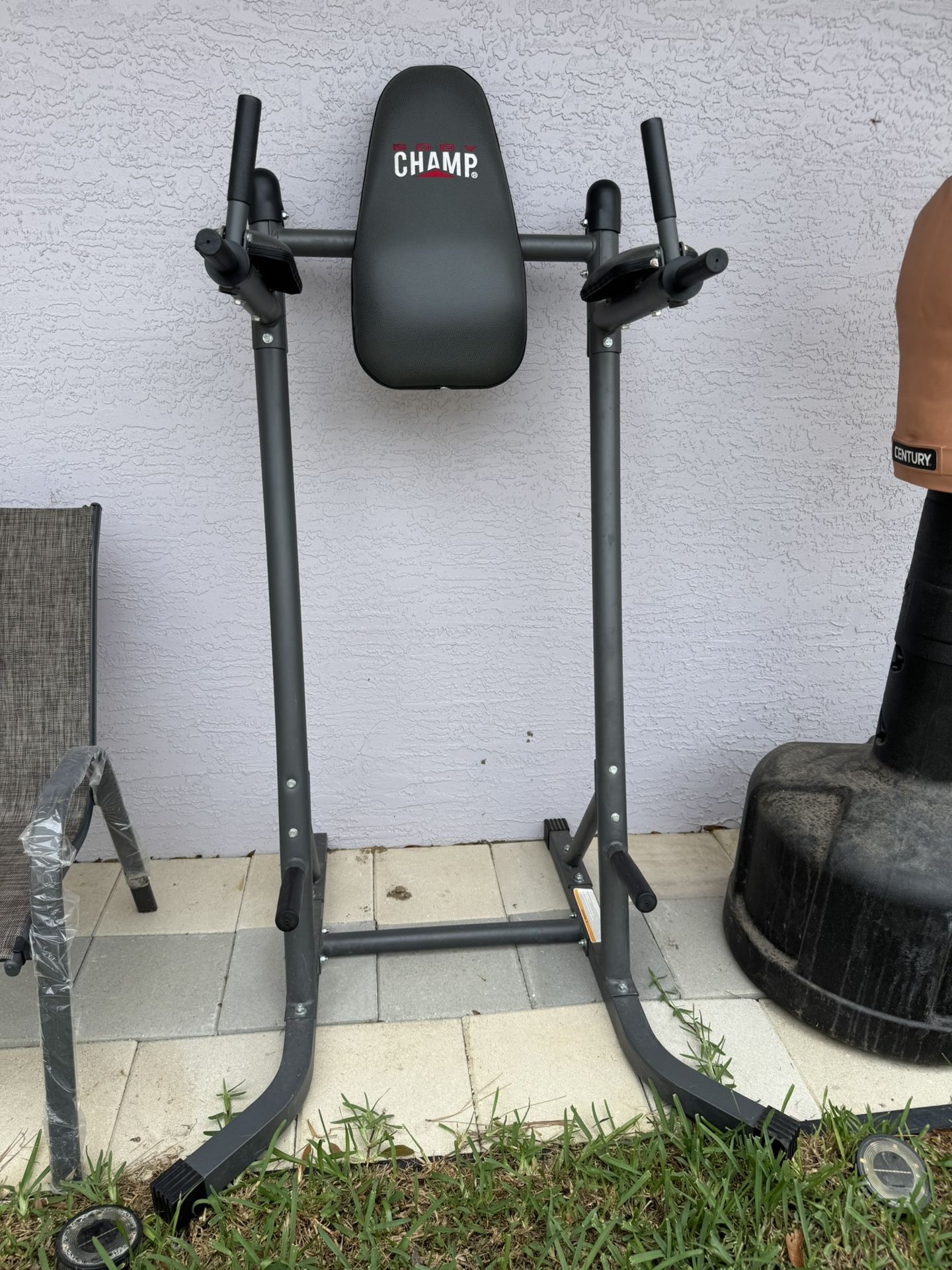 BODY CHAMP DIP MACHINE