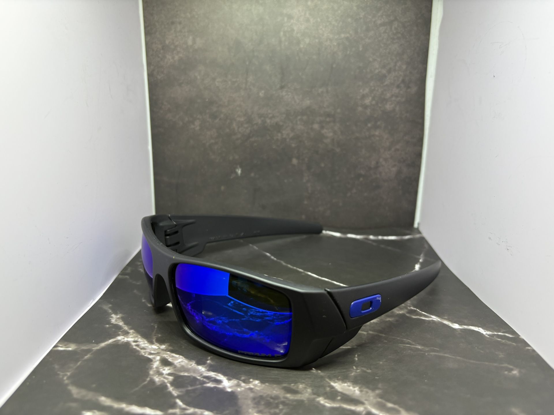 Oakley Gascan Sunglasses - Polarized