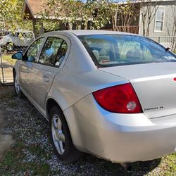 2010 Chevy Cobalt V4 $2900 Obo