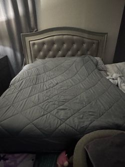 CALIFORNIA KING BEDROOM SET - TEMPUR-PEDIC