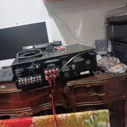 ONKYO Stereo Receiver With Remote