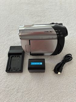 Sony Handycam DCR-DVD308 Mini DVD Digital Video Recorder Camcorder
