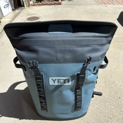 Yeti M20 Hopper Backpack Cooler 