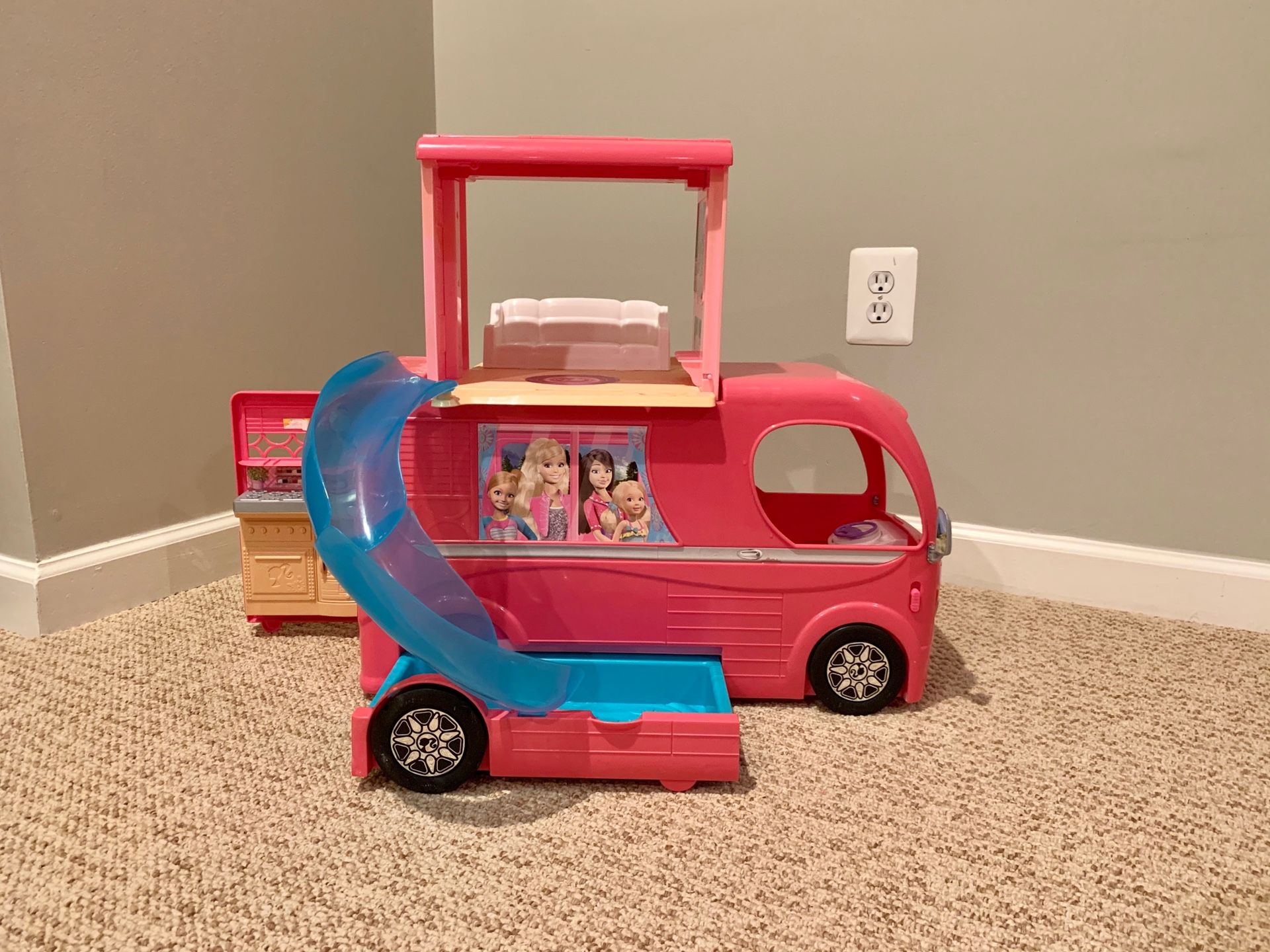 Barbie Pop-Up Camper