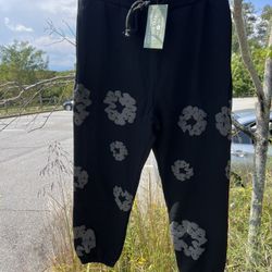 Denim Tears Sweat Pants (XL)