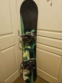 Snowboard, bindings and boots