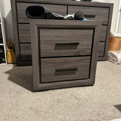 Bed frame, Stand And drawers 