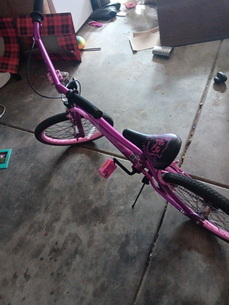 Girls Bike 
