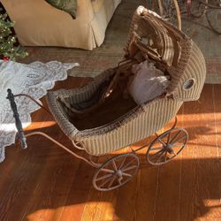 Antique F.A. WHITNEY Carriage