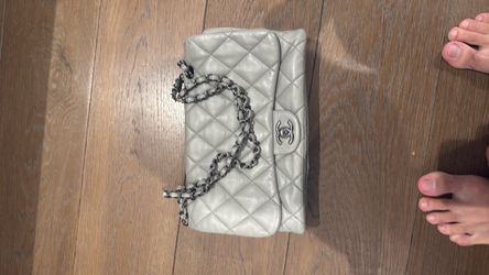 Chanel quilted calfskin coco pleats chain flap