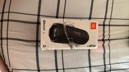 JBL Flip 7 (Brand New, Sealed)