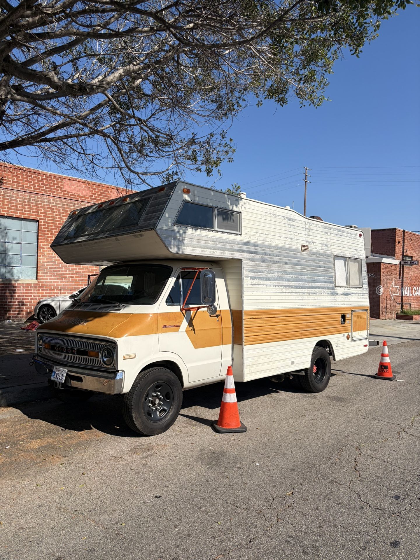 1973 Dodge Sportsman 19 Foot Rv