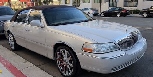Lincoln Town Car