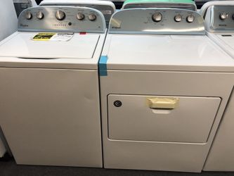 New scratch and dent whirlpool washer and dryer set. 1 year warranty