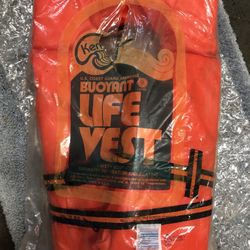 Adult Universal Life Vest Still In Package 