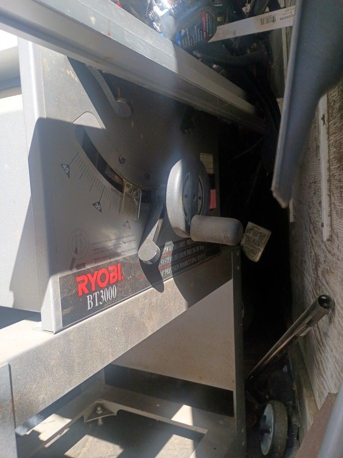 Ryobi Bt3000 Table Saw