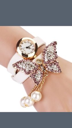 White butterfly Rhinestone and pearl watch! Brand new