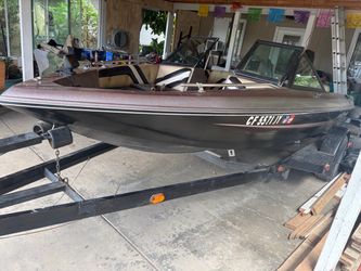 Dyna-track 156 ss fishing boat 90 mercury motor 2 stroke