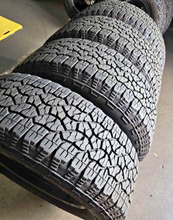 275/65/20 Goodyear vendo un set de llantas usadas excelente condiciones de vida las 4 ✅🤩I am selling a set of used tires, all 4 in excellent living c
