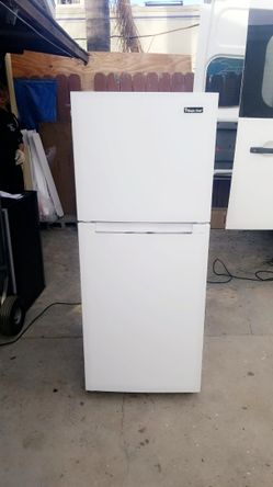 Magic Chef White Fridge 6 Ft Mini Fridge