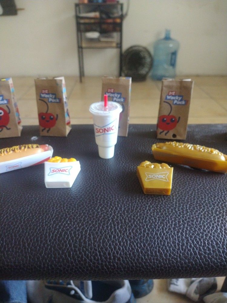 Rare Sonic Miniatures