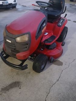 Craftsman Riding Lawnmower YT3000
