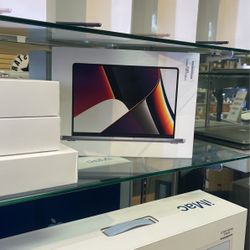14”MacBook Pro M1 Max 32 Ram 512SSD 