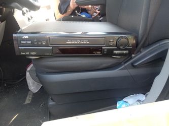 JVC HR-S7300U Super VHS HI FI 

$80