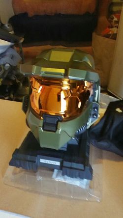 Halo Collectibles Set