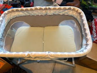 Ingenuity Foldable Travel Bassinet Bed