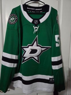 Read description* Dallas Stars L Fanatics Johnston NHL Breakaway Jersey $175 Retail