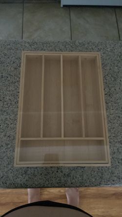 Cutlery tray