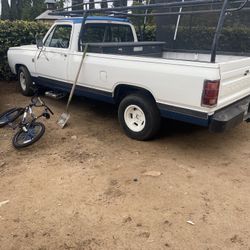 1982 Dodge 150 .