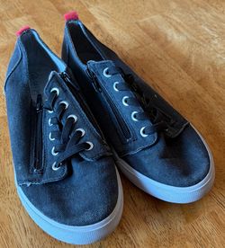 Cat & Jack Kids' Lucian Double Zipper Sneakers