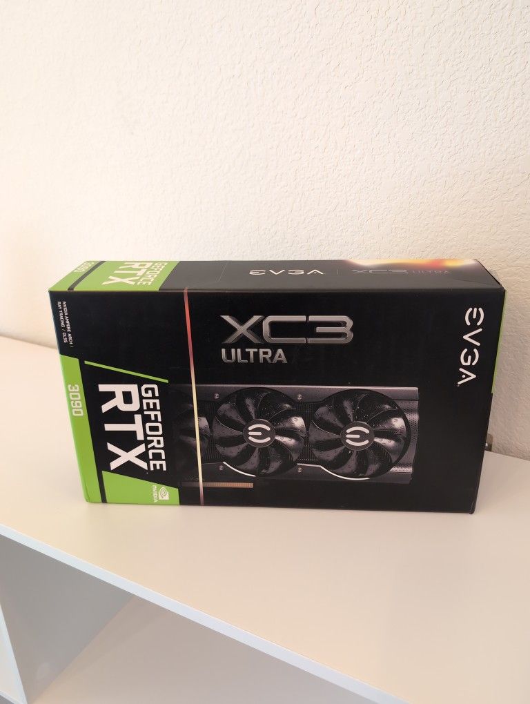 EVGA FTW ULTRA RTX 3090 Slightly Used. In Box