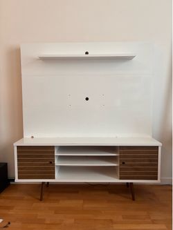 Entertainment Center / TV Stand