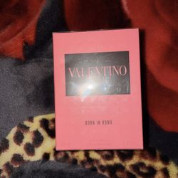 Valentino Donna Born in Roma
