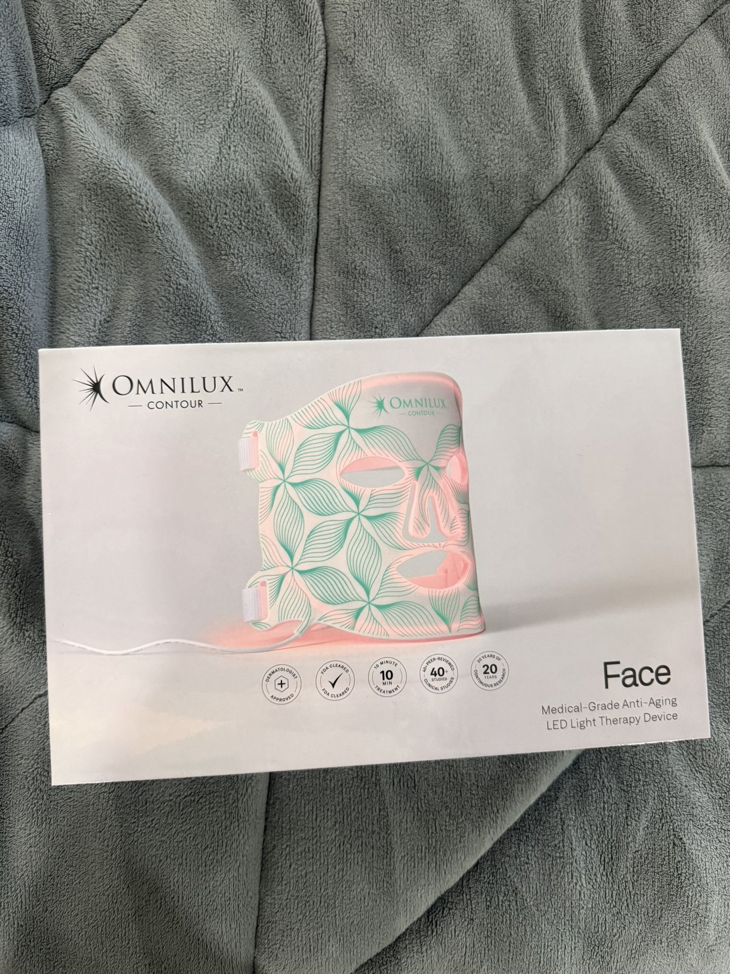 Omnilux Contour