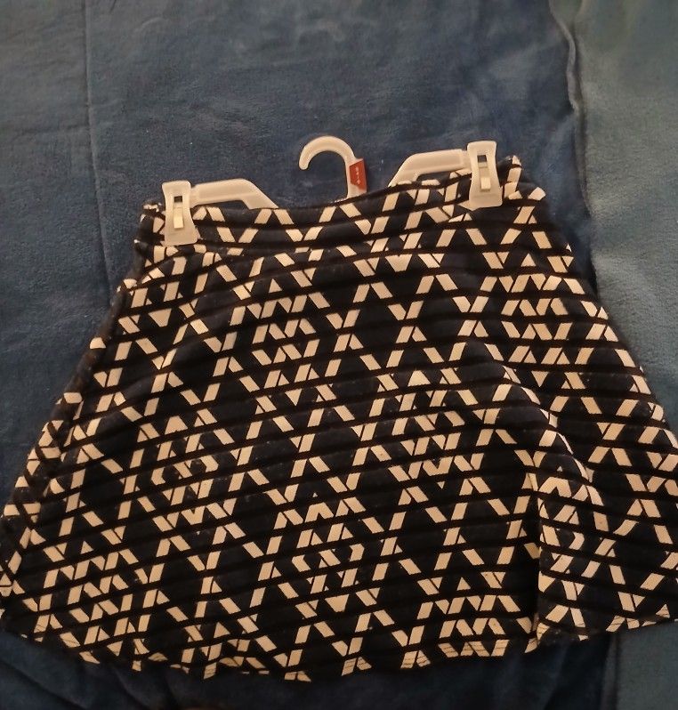 Women's Papaya Mini Skirt Size M