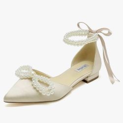 Champagne Pearl Wedding Bride Flats Pointed Toe size 8.  (U)
