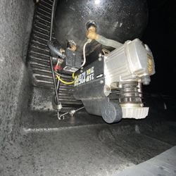 CENTRAL PNEUMATIC 21 Gallon