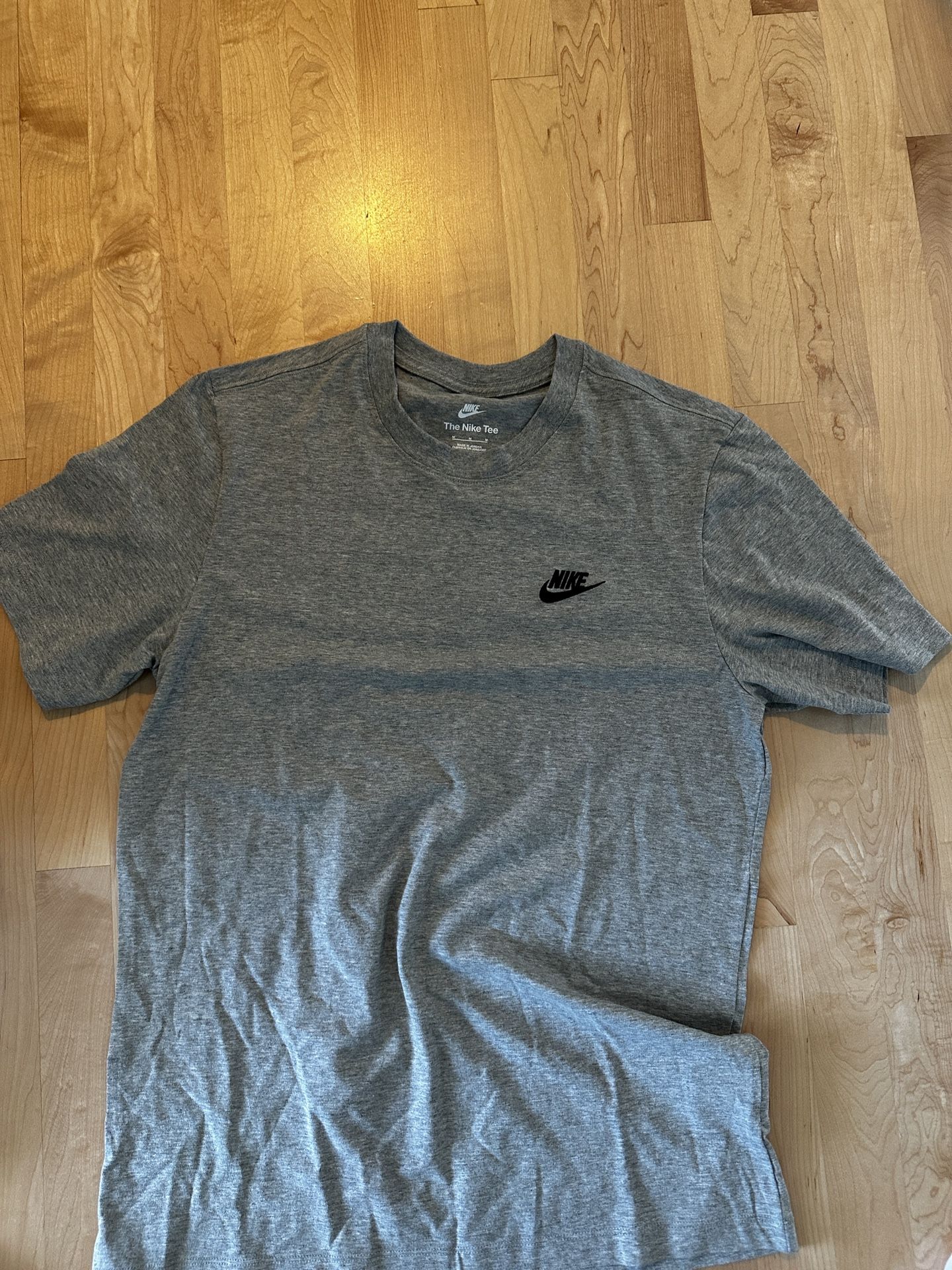 Grey Nike Tee