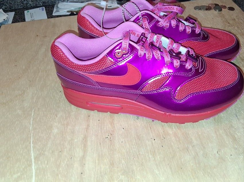nike size 11 shoes air max premium 1 valentine